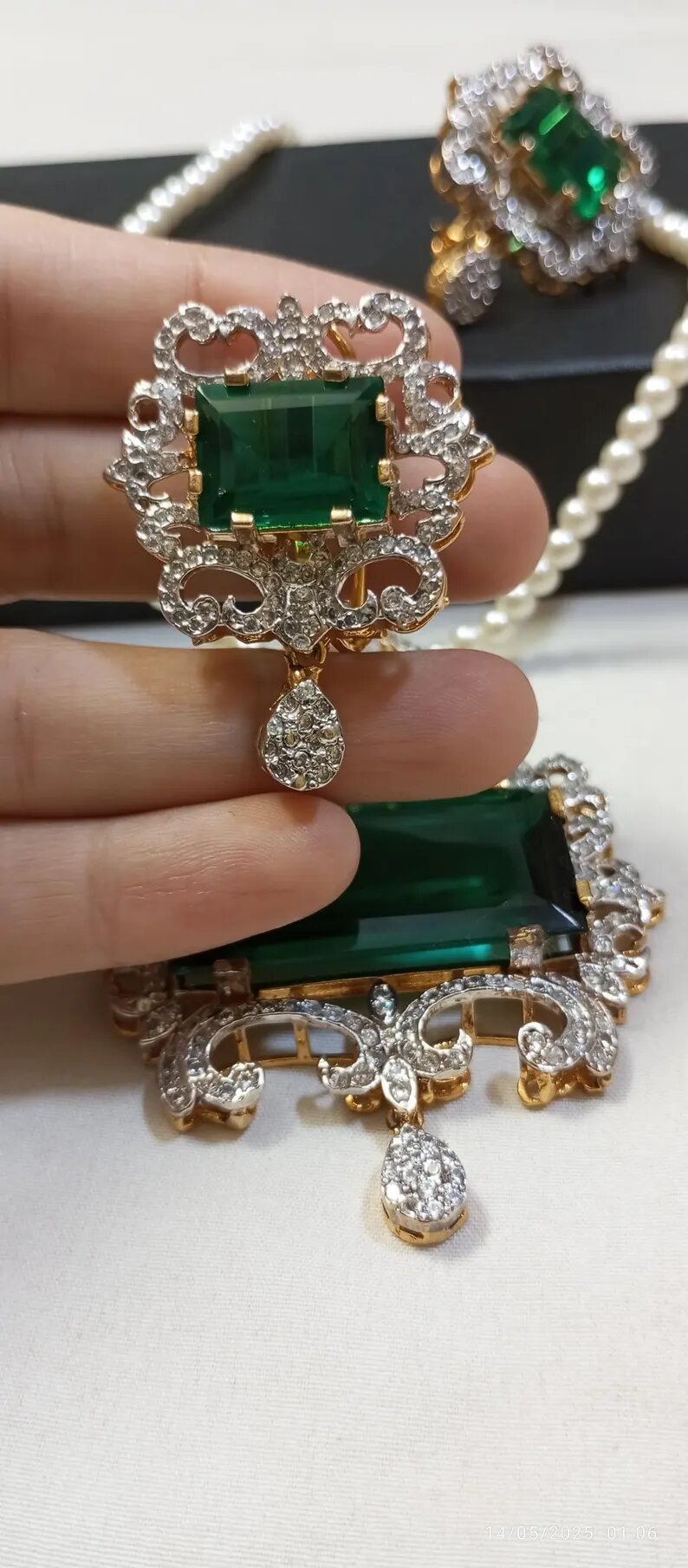 Emerald green Jewelry Set - Image 3