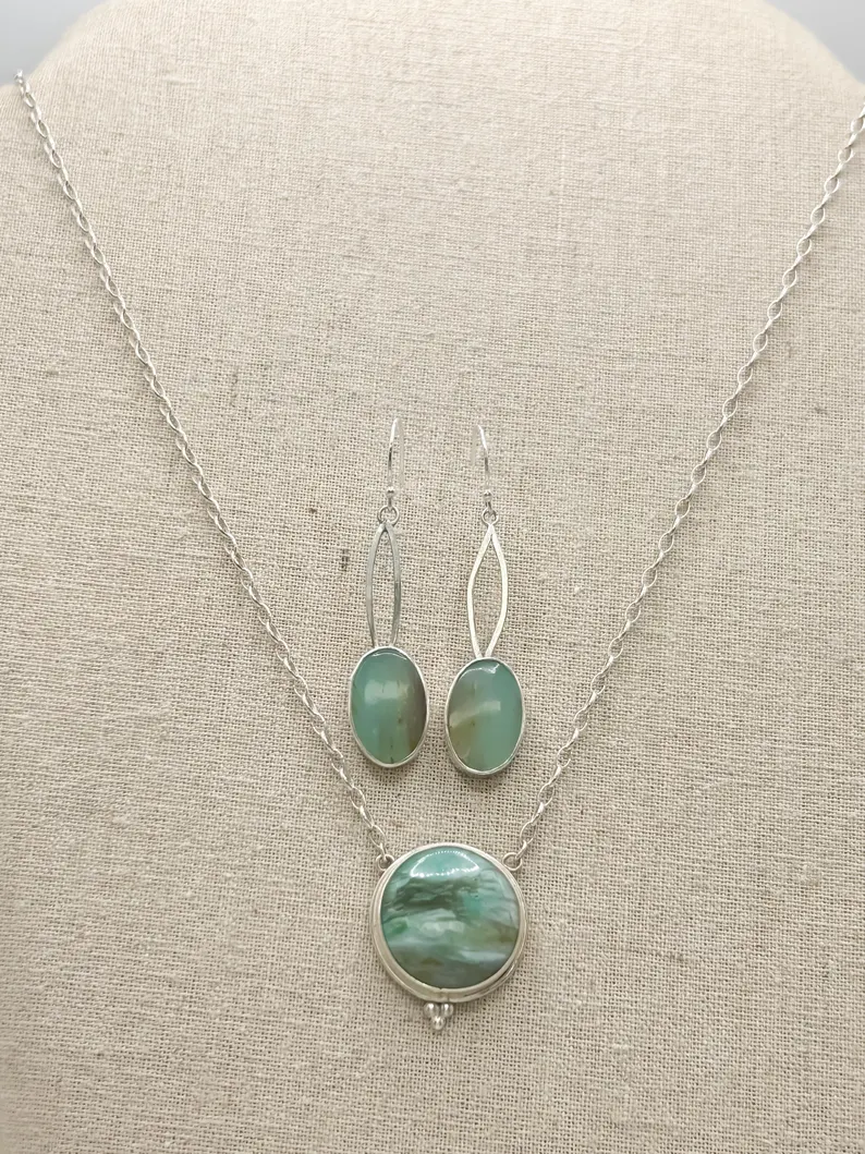 ABSOLUTELY GORGEOUS Peruvian Opal Necklace and Earrings!!! - Image 2